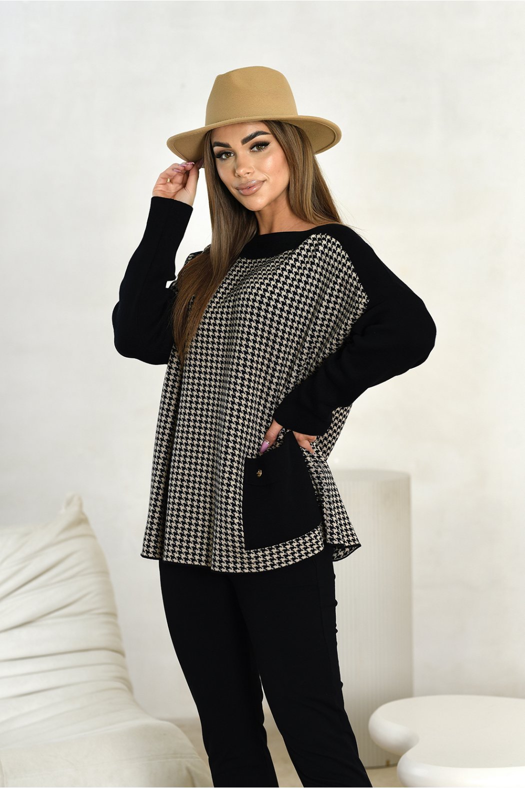 SWETER DAMSKI OVERSIZE W PEPITKĘ- TAYLOR