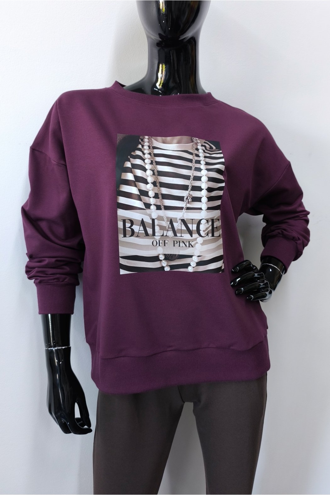 BLUZA DAMSKA Z NADRUKIEM -...