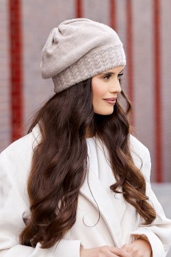 CZAPKA / BERET DAMSKI Z DODATKIEM WEŁNY P097