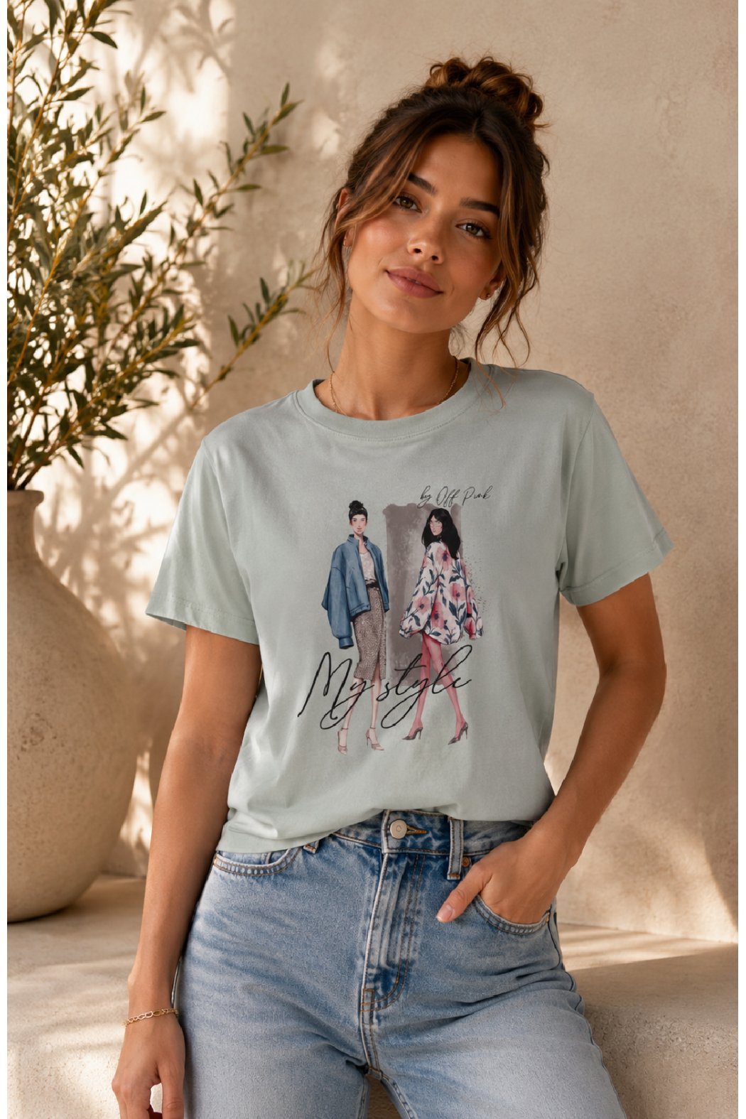 T-SHIRT Z NADRUKIEM MODA