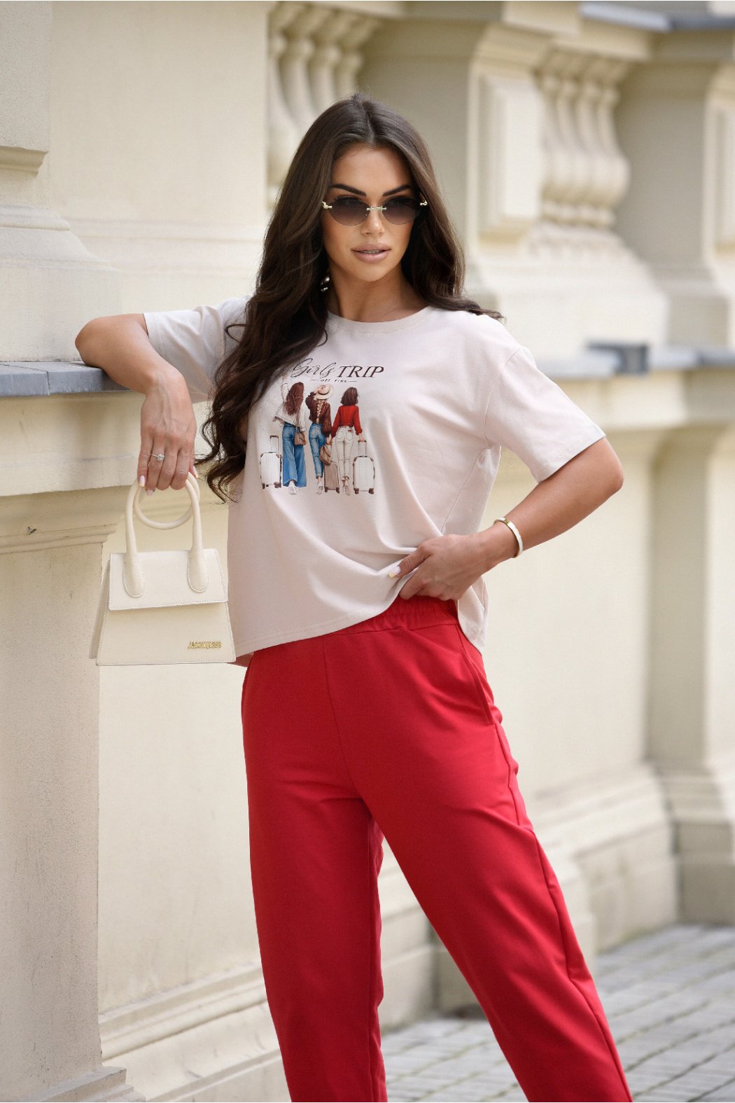 T-SHIRT Z NADRUKIEM GIRLS TRIP