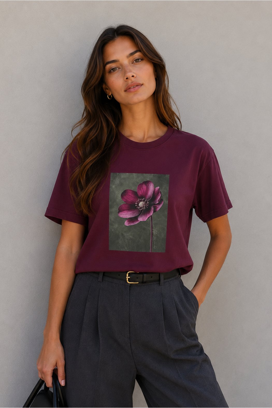 T-SHIRT Z NADRUKIEM FIORA