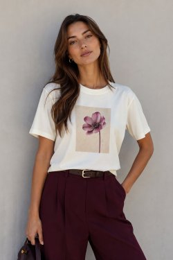 T-SHIRT Z NADRUKIEM FIORA