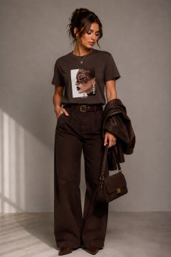 T-SHIRT Z NADRUKIEM NOIR