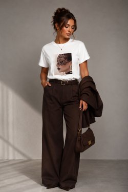 T-SHIRT Z NADRUKIEM NOIR